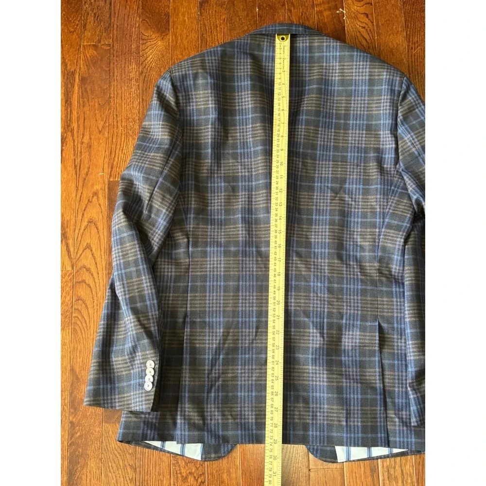 Hugo Boss Mens 38R Sport Coat Blue Plaid Virgin Wool Lanificio Tesse Biella